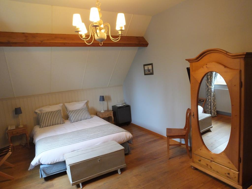 Hostellerie Au Coeur Du Spinois Rebecq-Rognon Rum bild