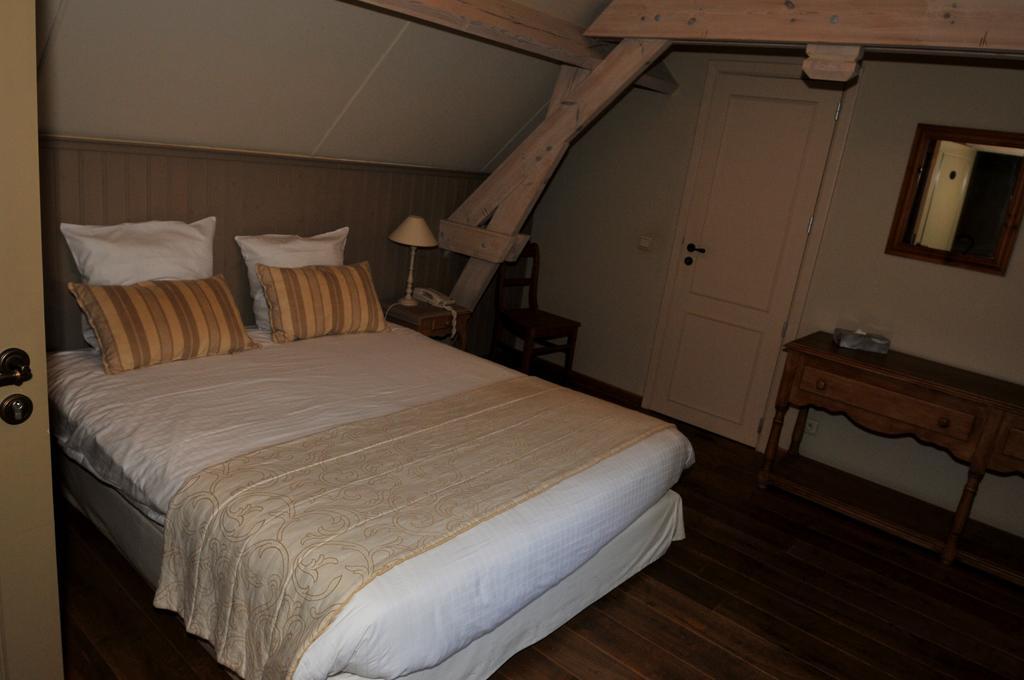 Hostellerie Au Coeur Du Spinois Rebecq-Rognon Exteriör bild